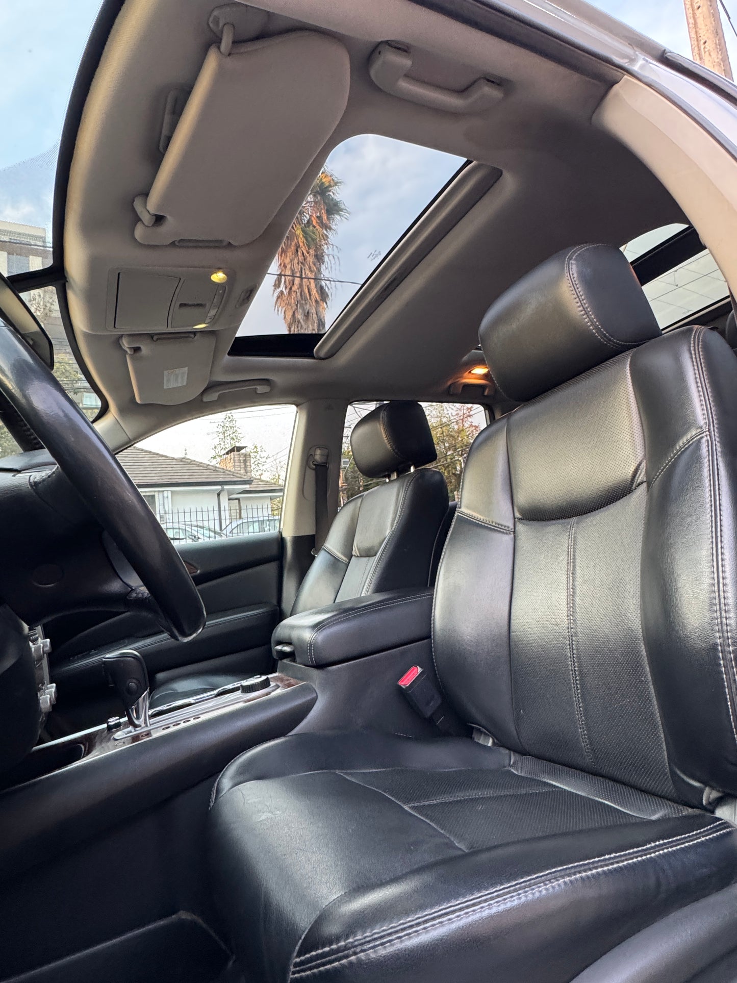 Nissan Pathfinder 3.5 Exclusive 4x4 Automática 2017