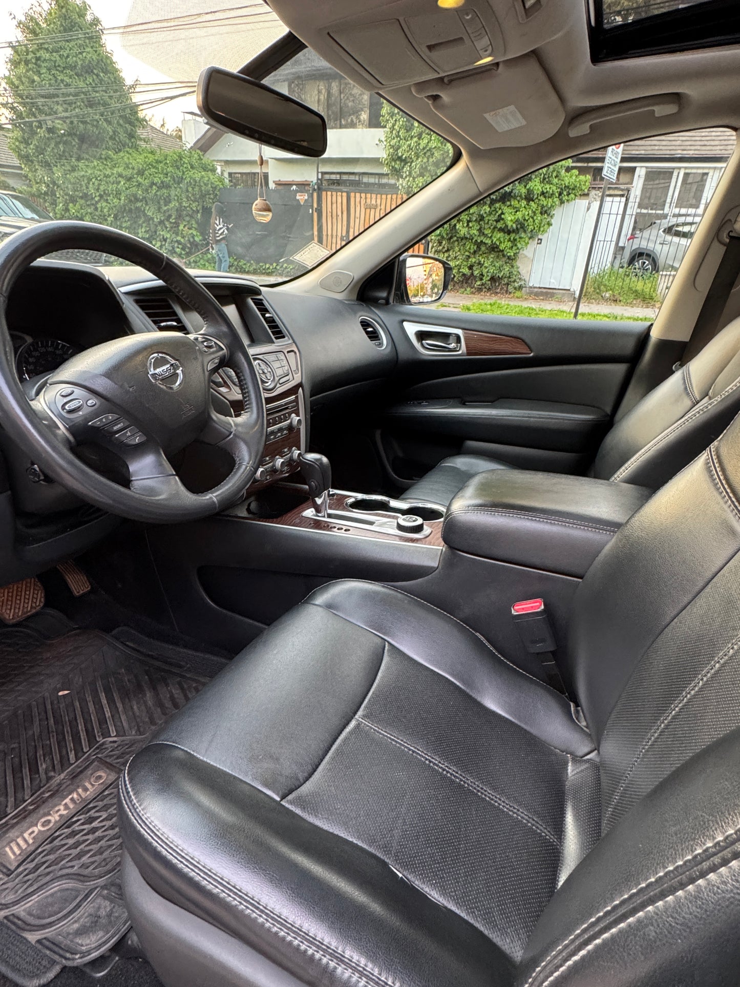 Nissan Pathfinder 3.5 Exclusive 4x4 Automática 2017