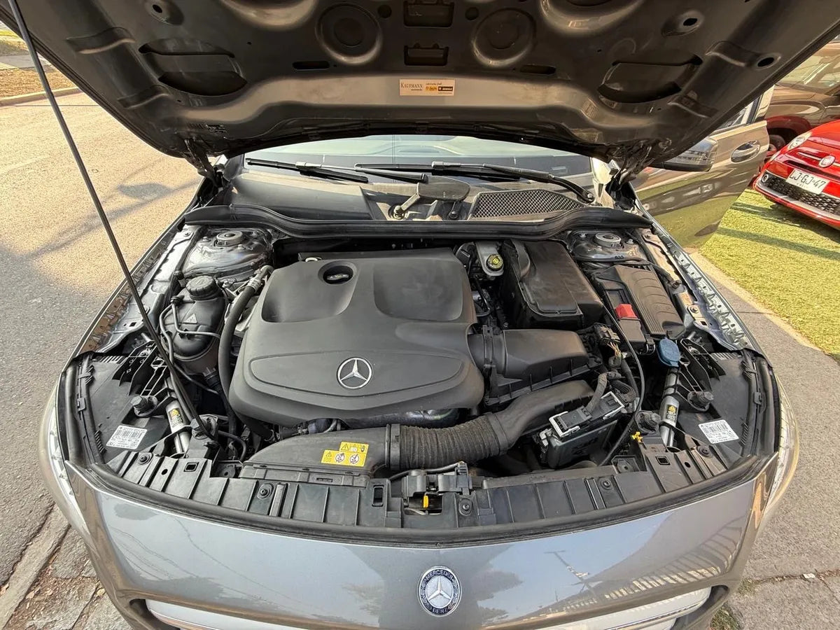 Mercedes-Benz GLA 200 2016