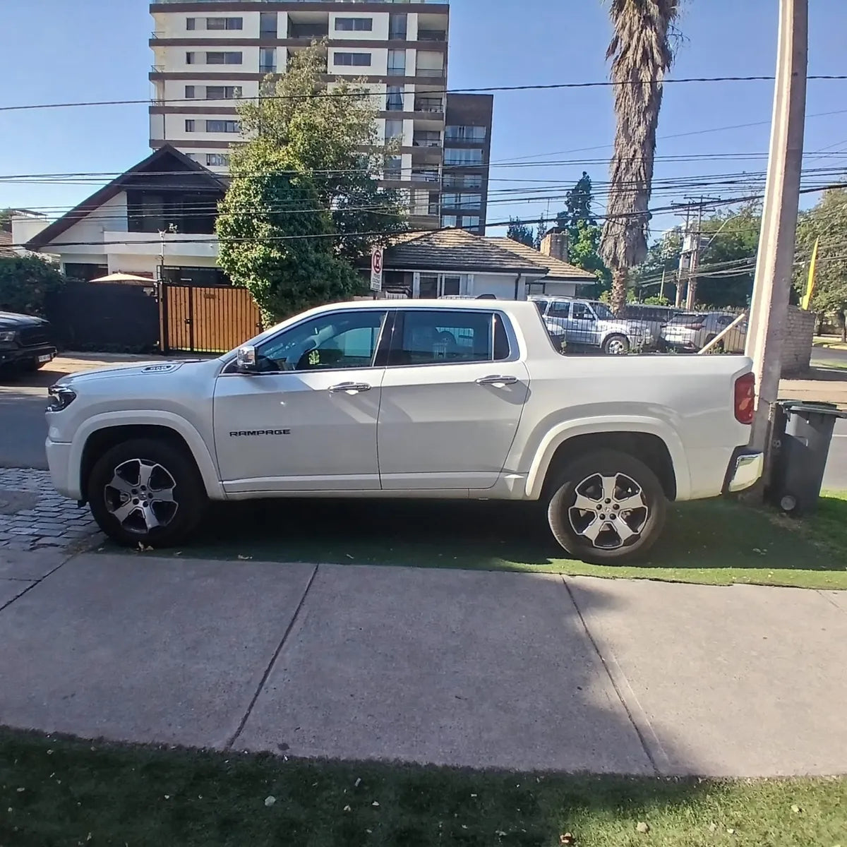 RAM Rampage 2.0 Laramie 4x4 2025 Diesel