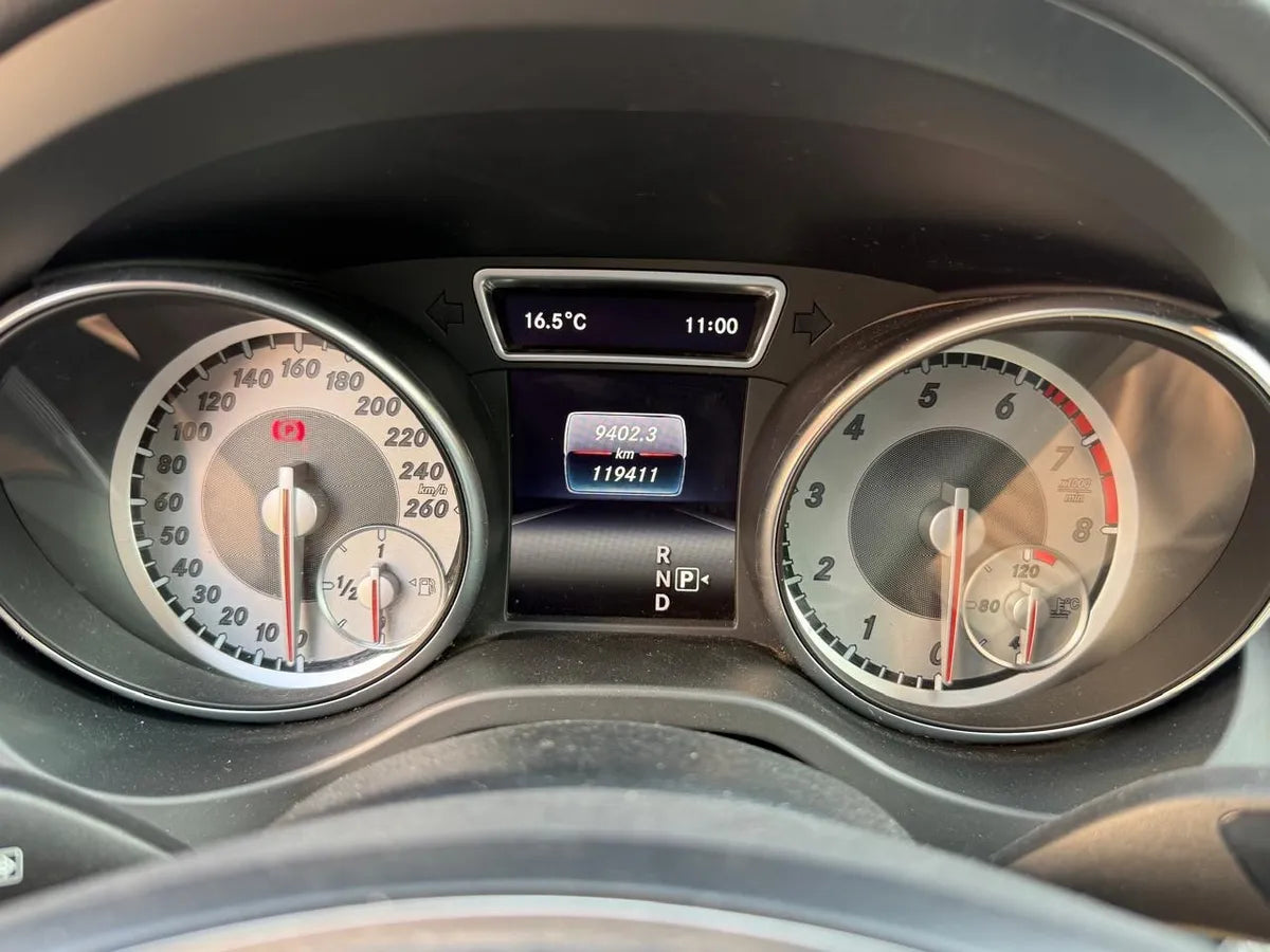 Mercedes-Benz GLA 200 2016
