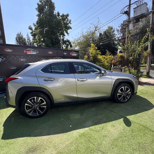 Lexus Ux250H 2.0 250H Hidrido 2022 ful Equipo