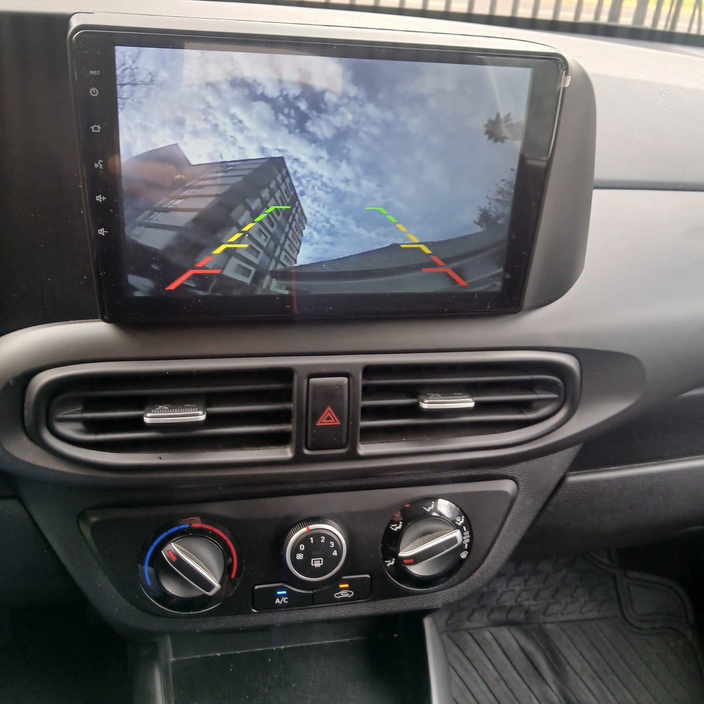Hyundai Grand I10 año 2024