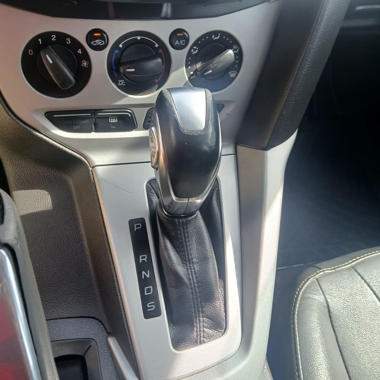 Ford focus se 2.0 automatico 2014
