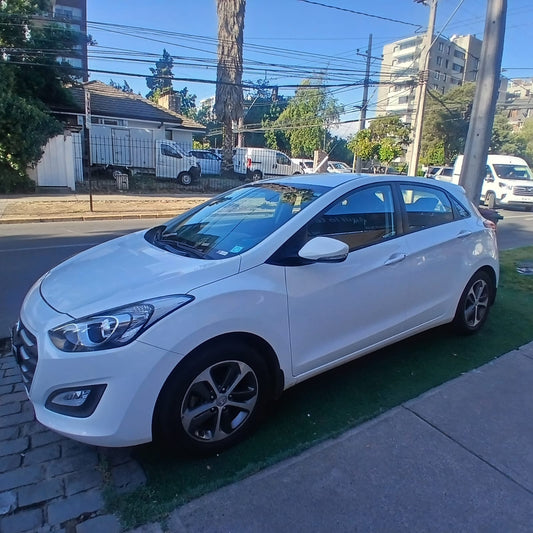 Hyundai i30 1.6 — Año 2016 | Única dueña | Solo 78.000 km