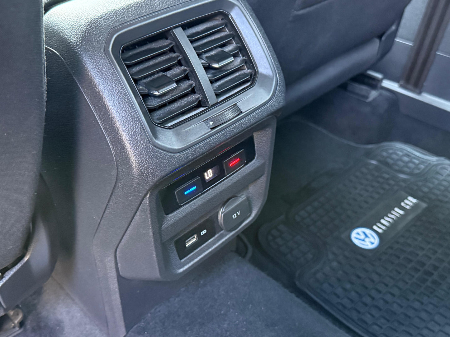 Volkswagen Tiguan TSI 1.4 Automática 5P Comfortline 2020