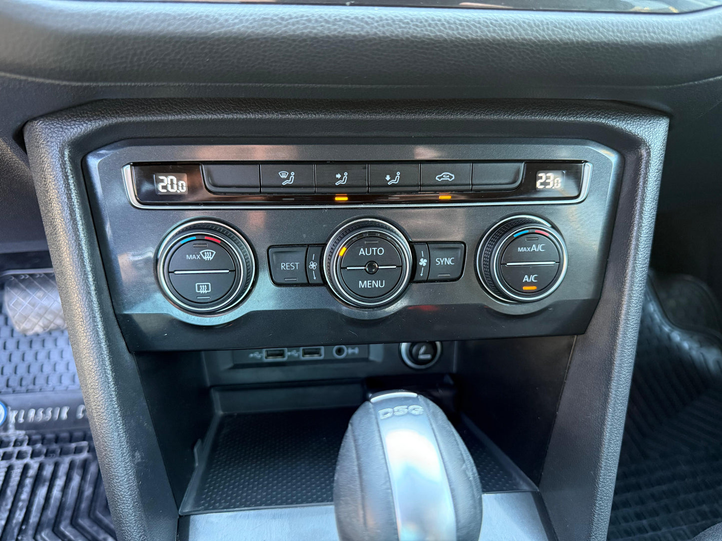 Volkswagen Tiguan TSI 1.4 Automática 5P Comfortline 2020