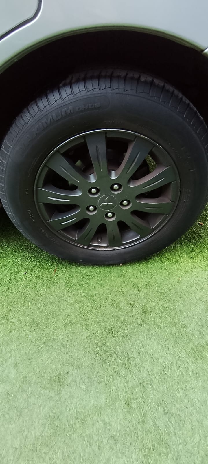 Mitsubishi Galant 2.4 Automático 2008 – Comodidad y Confiabilidad