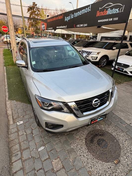 Nissan Pathfinder 3.5 Exclusive 4x4 Automática 2017