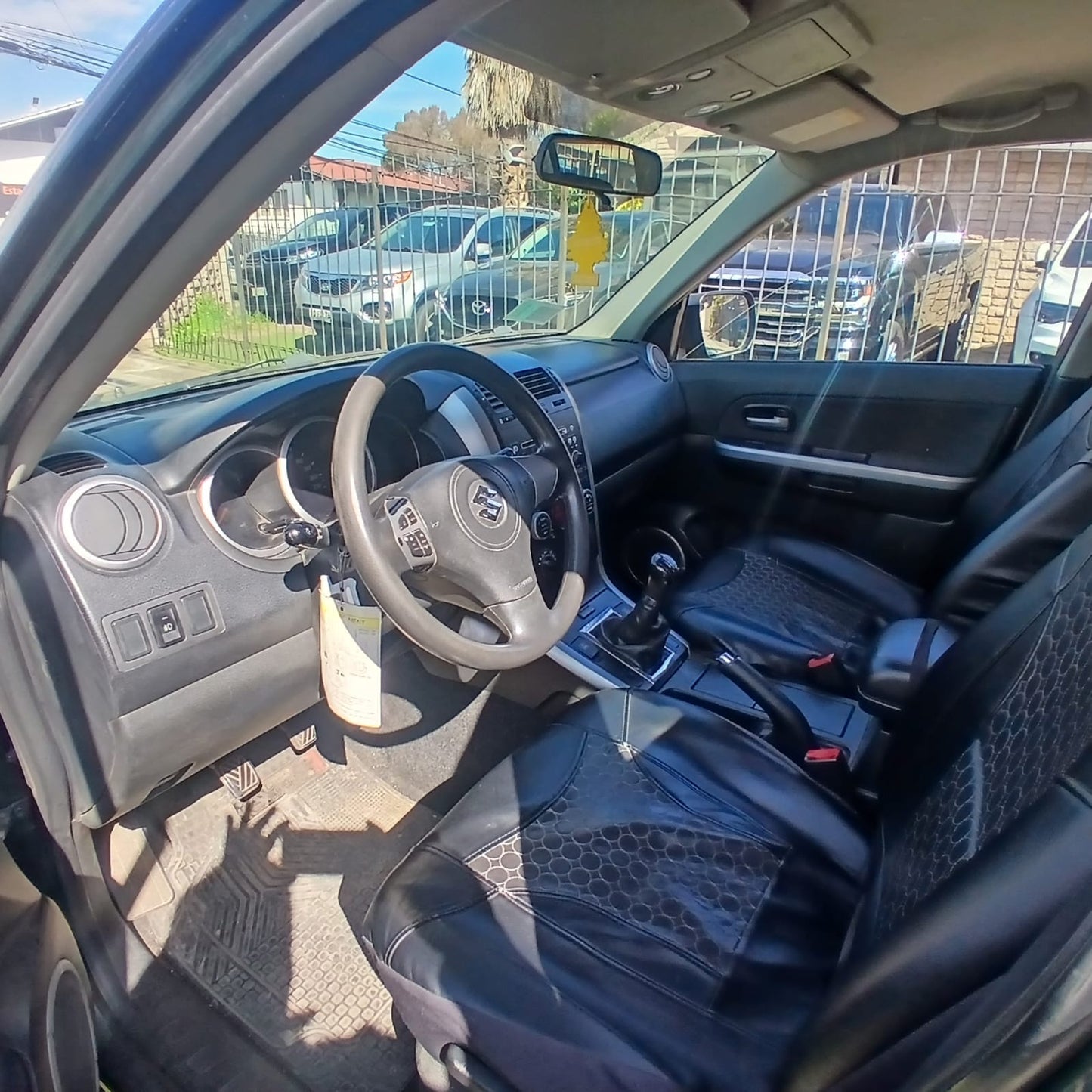 Suzuki grand nomade glx sport 4x4