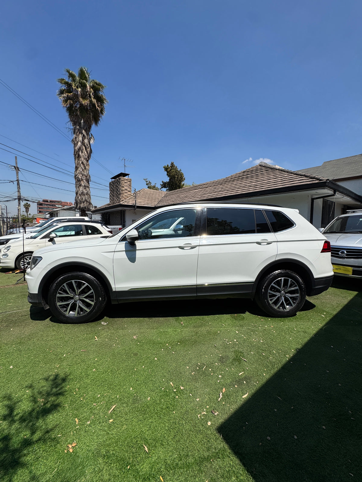 VOLKSWAGEN TIGUAN 2019 TURBO DIÉSEL 2.0  4X4 – 7 PASAJEROS