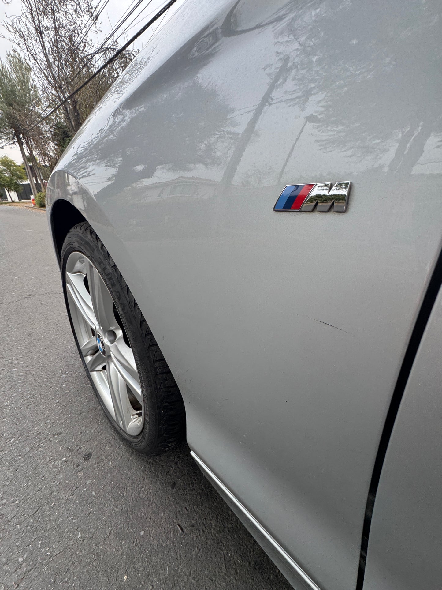 BMW 116i Look M 2014 | 128.000 km | Excelente estado