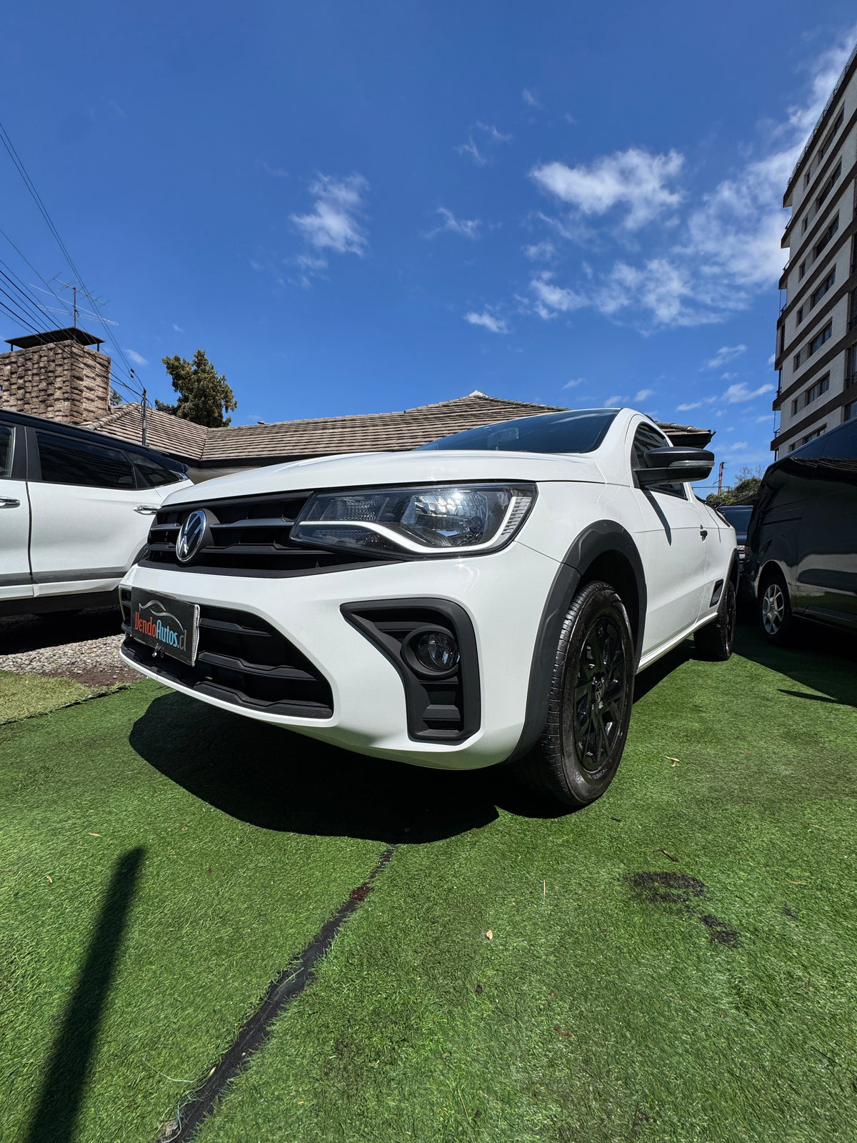 VOLKSWAGEN SAVEIRO 1.6 | AÑO 2024 FACTURABLE