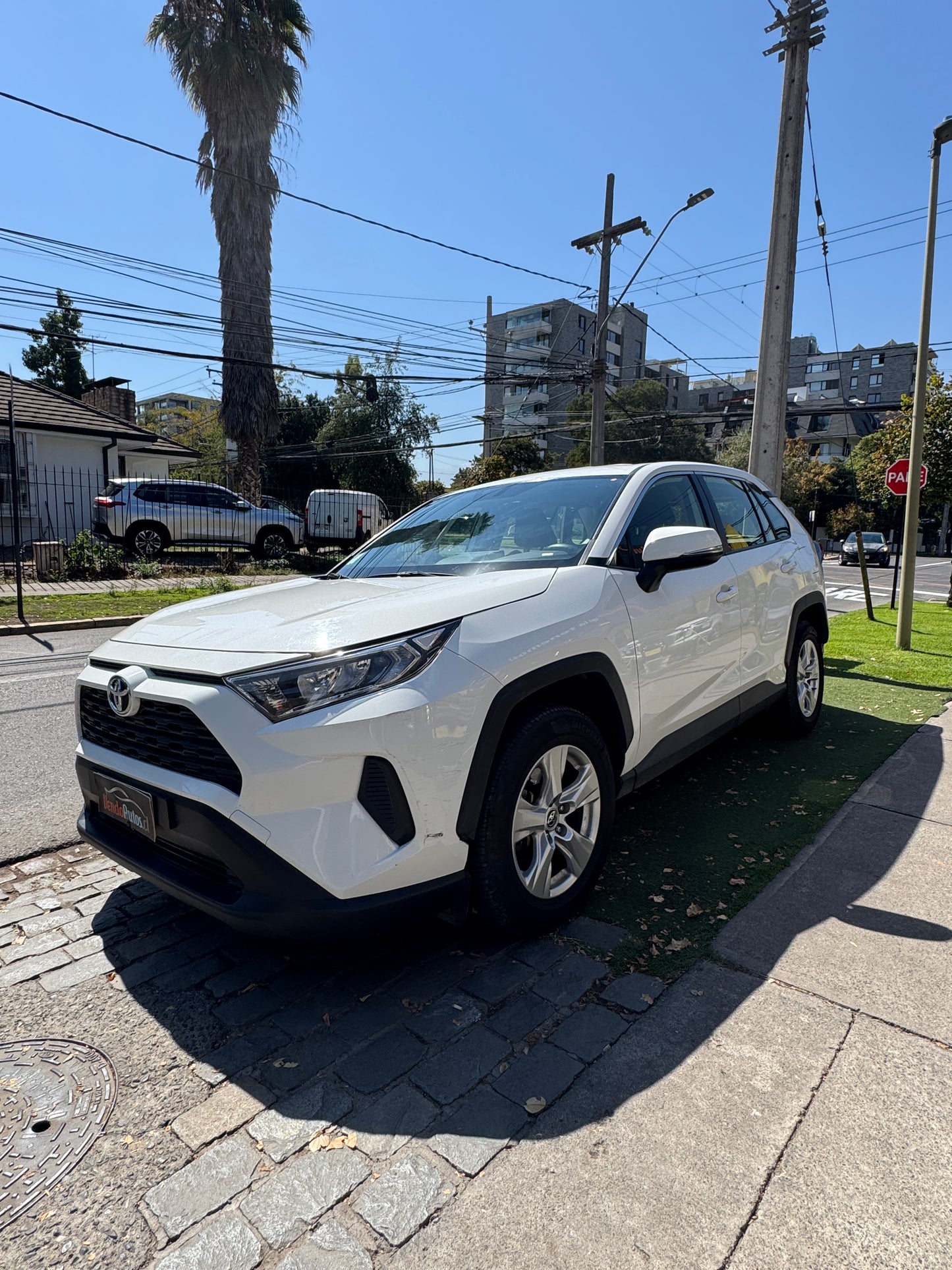 Toyota RAV4 2.0 LE AT 2021 — Confianza total, lista para todo