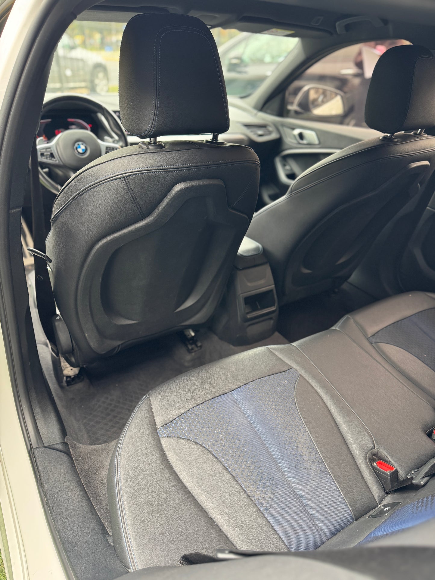 BMW 118 Diesel 2023 | Kit M | Excelente estado