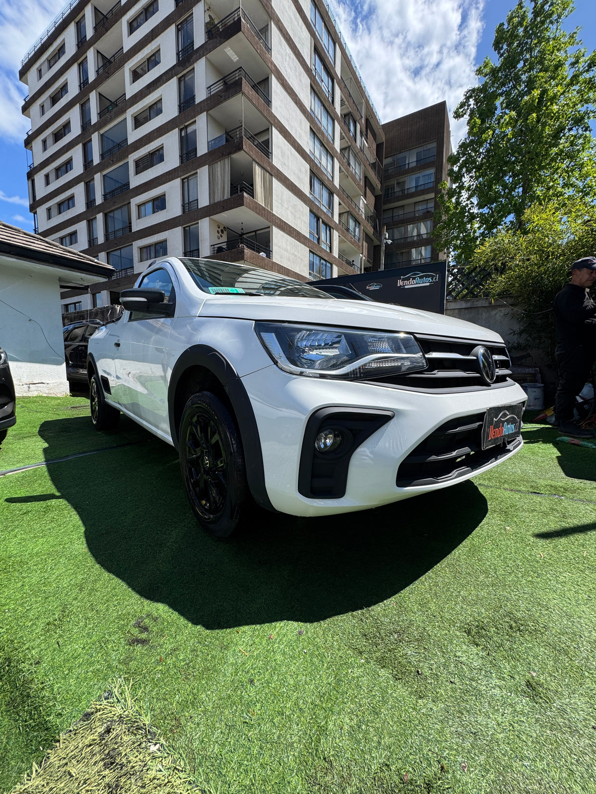 VOLKSWAGEN SAVEIRO 1.6 | AÑO 2024 FACTURABLE