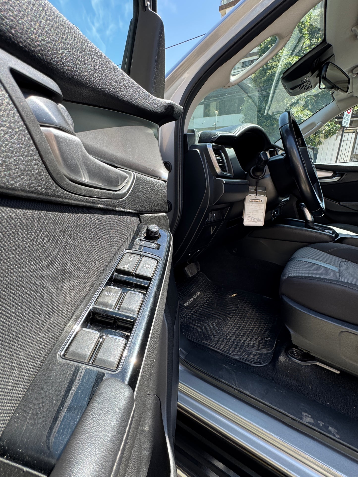 Mazda BT-50 2022 4x4, único dueño, con 116.000 k, mantenciones realizadas en Derco.