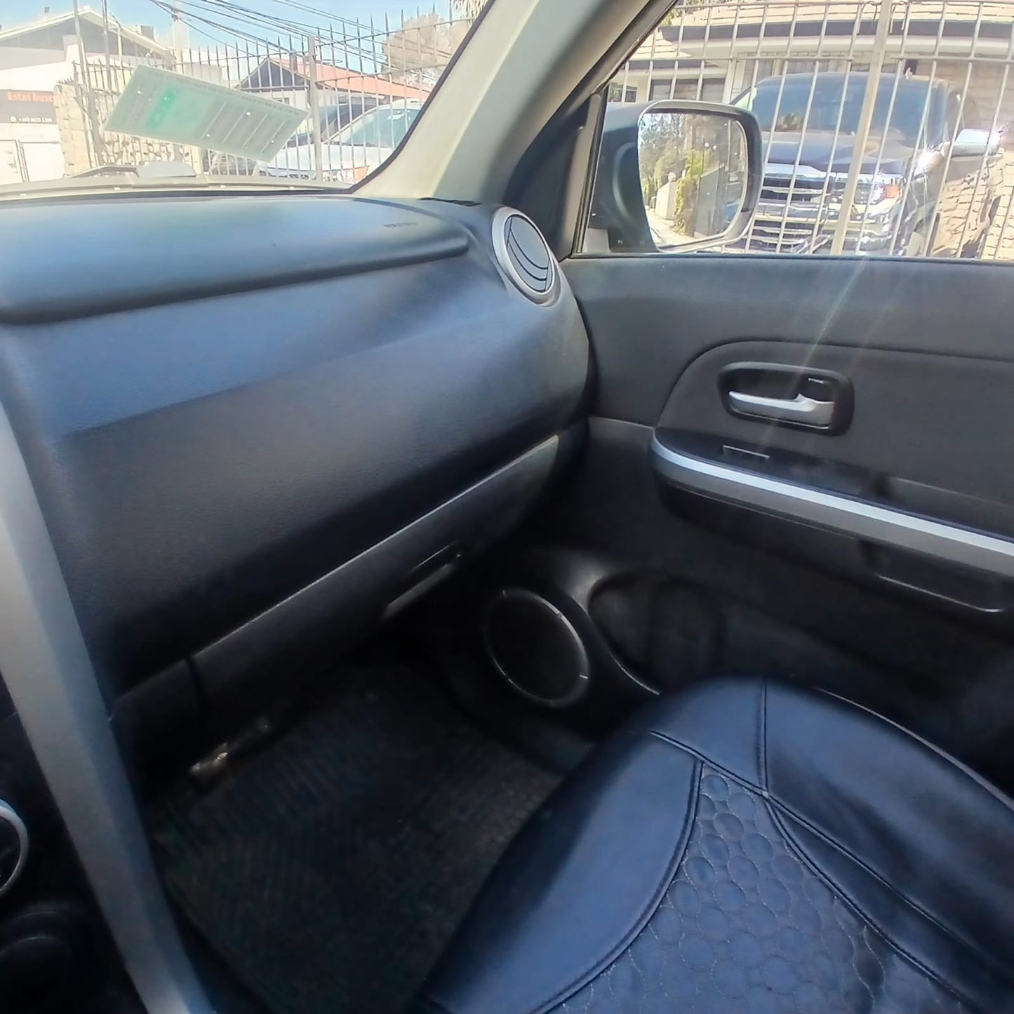 Suzuki grand nomade glx sport 4x4