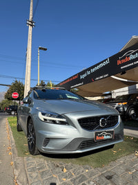 Volvo v40 R-Dsing 2018. Potente y seguro.