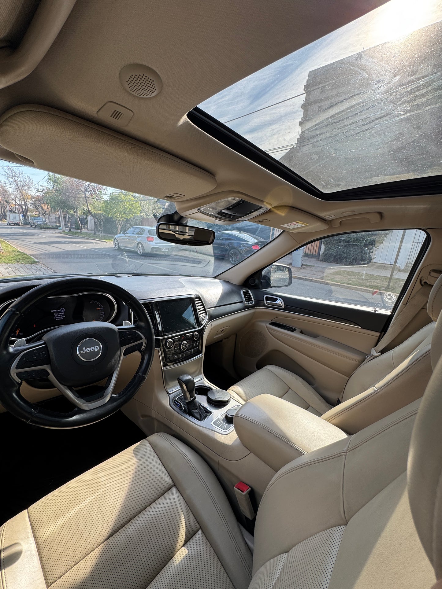 Jeep Grand Cherokee Limited “Since 1941” 2022 – ¡Única dueña, impecable!