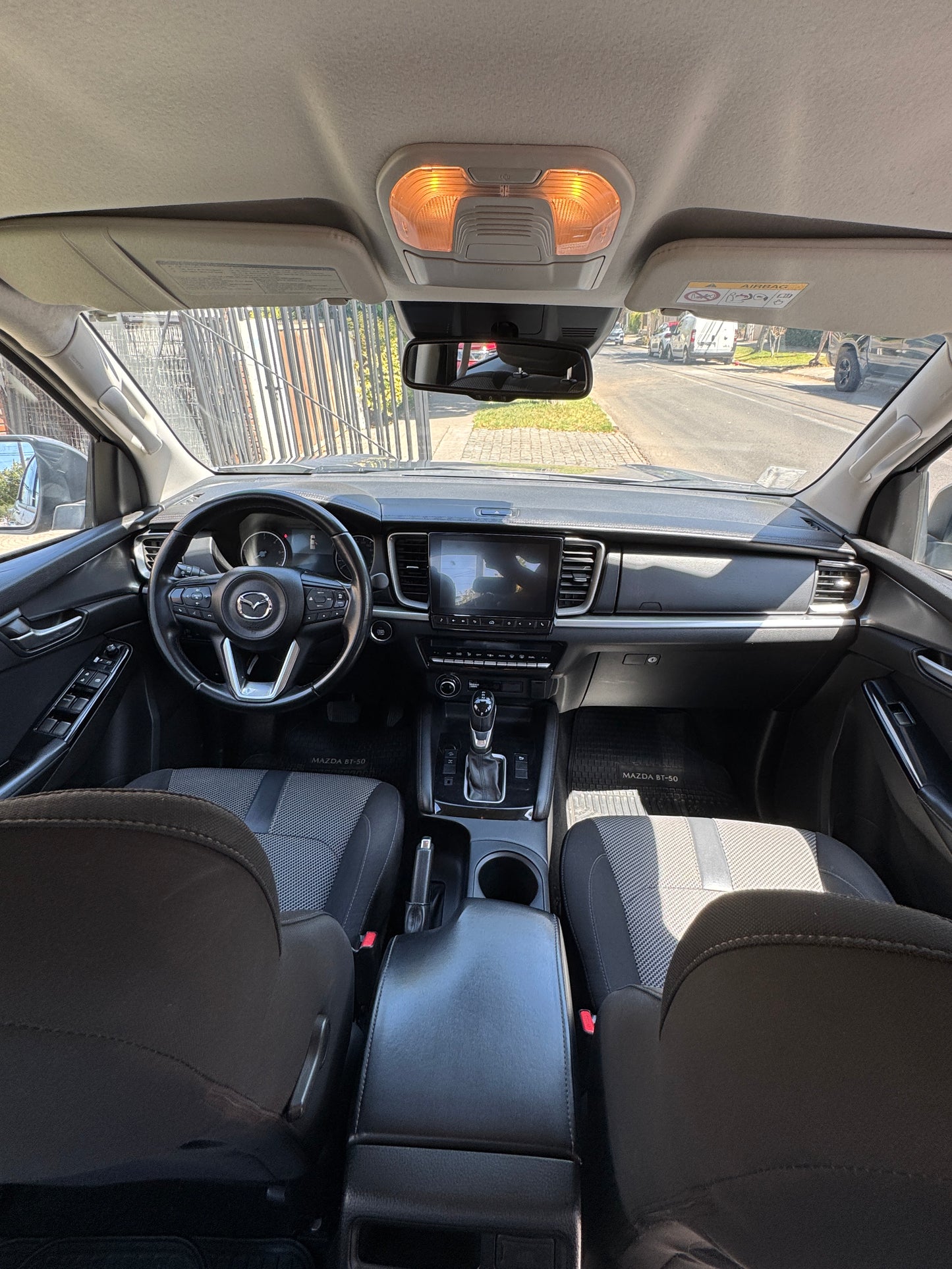 Mazda BT-50 2022 4x4, único dueño, con 116.000 k, mantenciones realizadas en Derco.