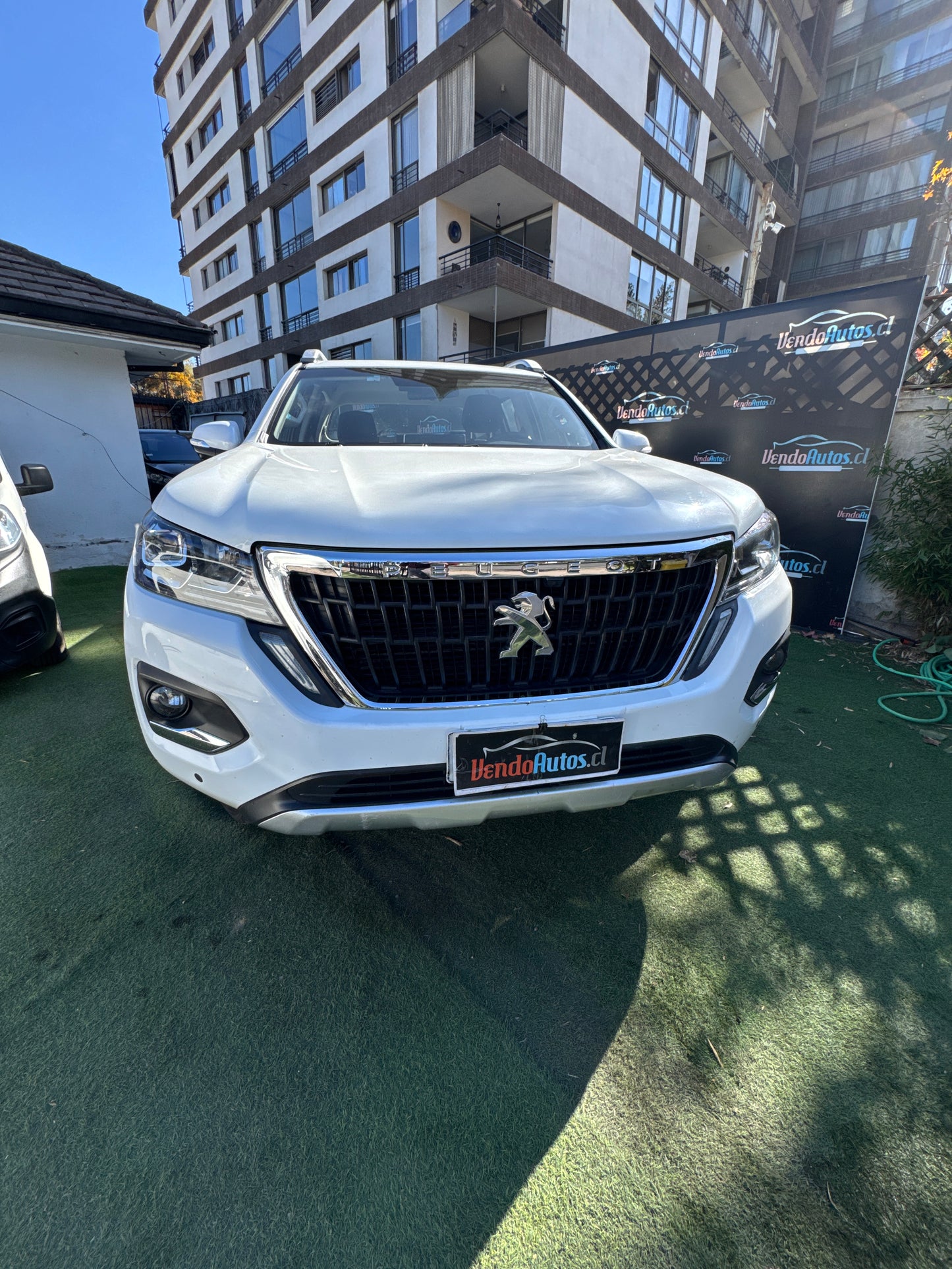 PEUGEOT LANDTREK 4X4 2023 FULL EQUIPO
