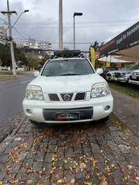 NISSAN X-TRAIL S 4x4 2.5 AUTOMÁTICA – FULL EQUIPO