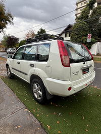 NISSAN X-TRAIL S 4x4 2.5 AUTOMÁTICA – FULL EQUIPO