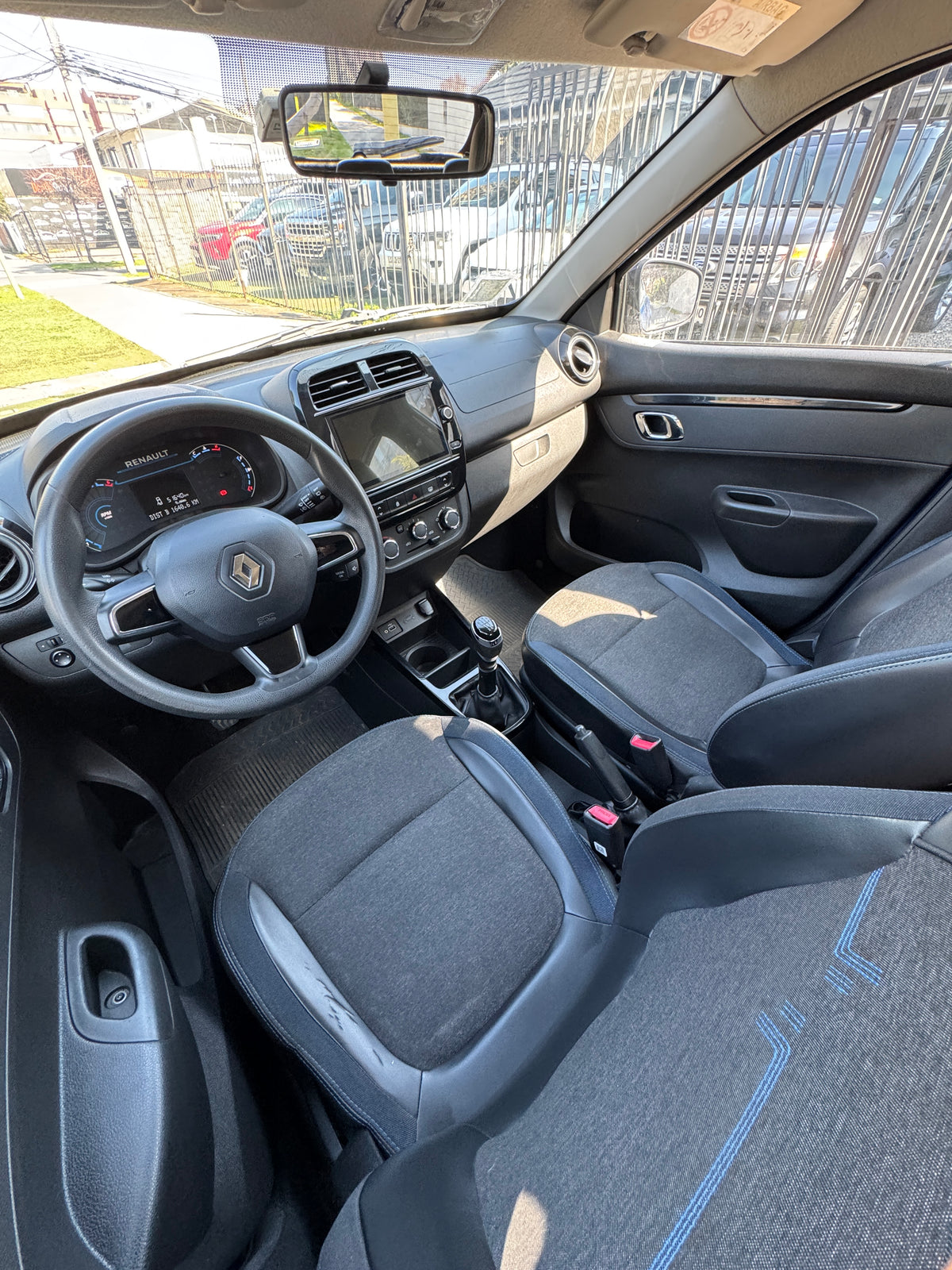 RENAULT KWID INTENS 1.0 | 2023
