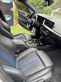 BMW 118 Diesel 2023 | Kit M | Excelente estado