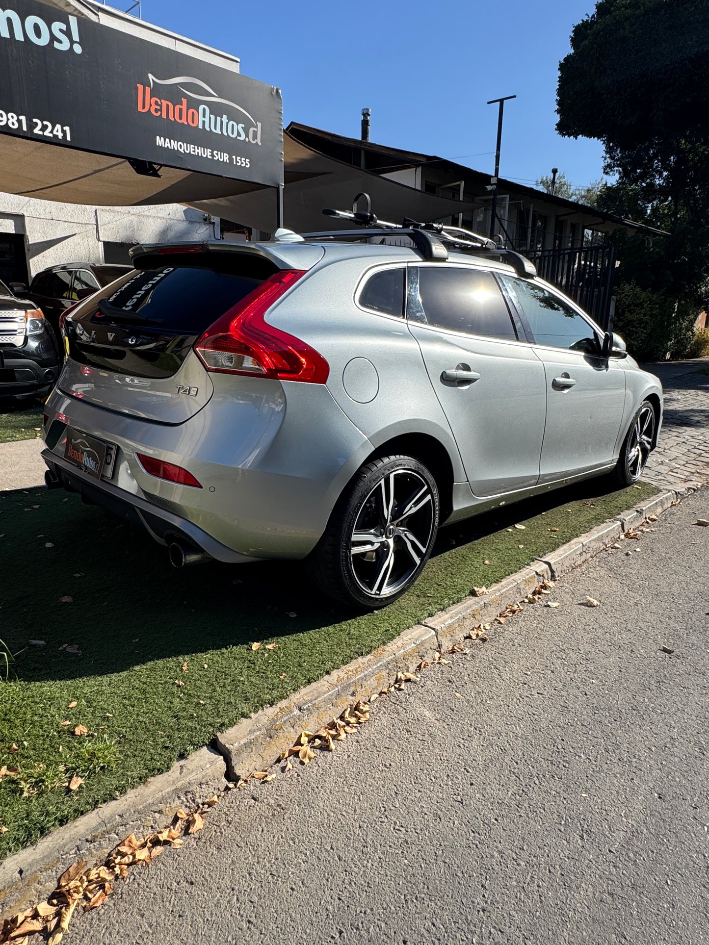 Volvo v40 R-Dsing 2018. Potente y seguro.