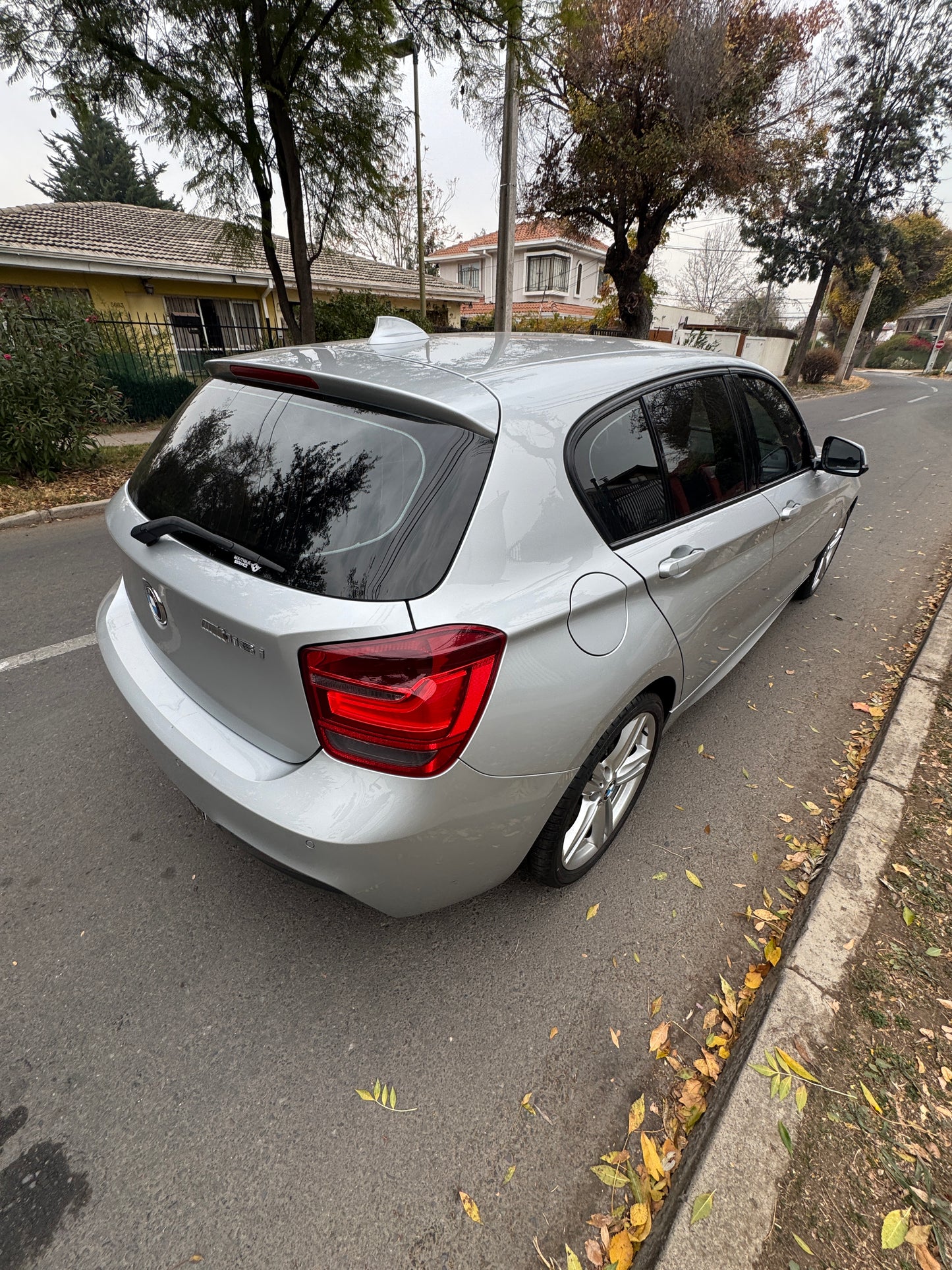 BMW 116i Look M 2014 | 128.000 km | Excelente estado