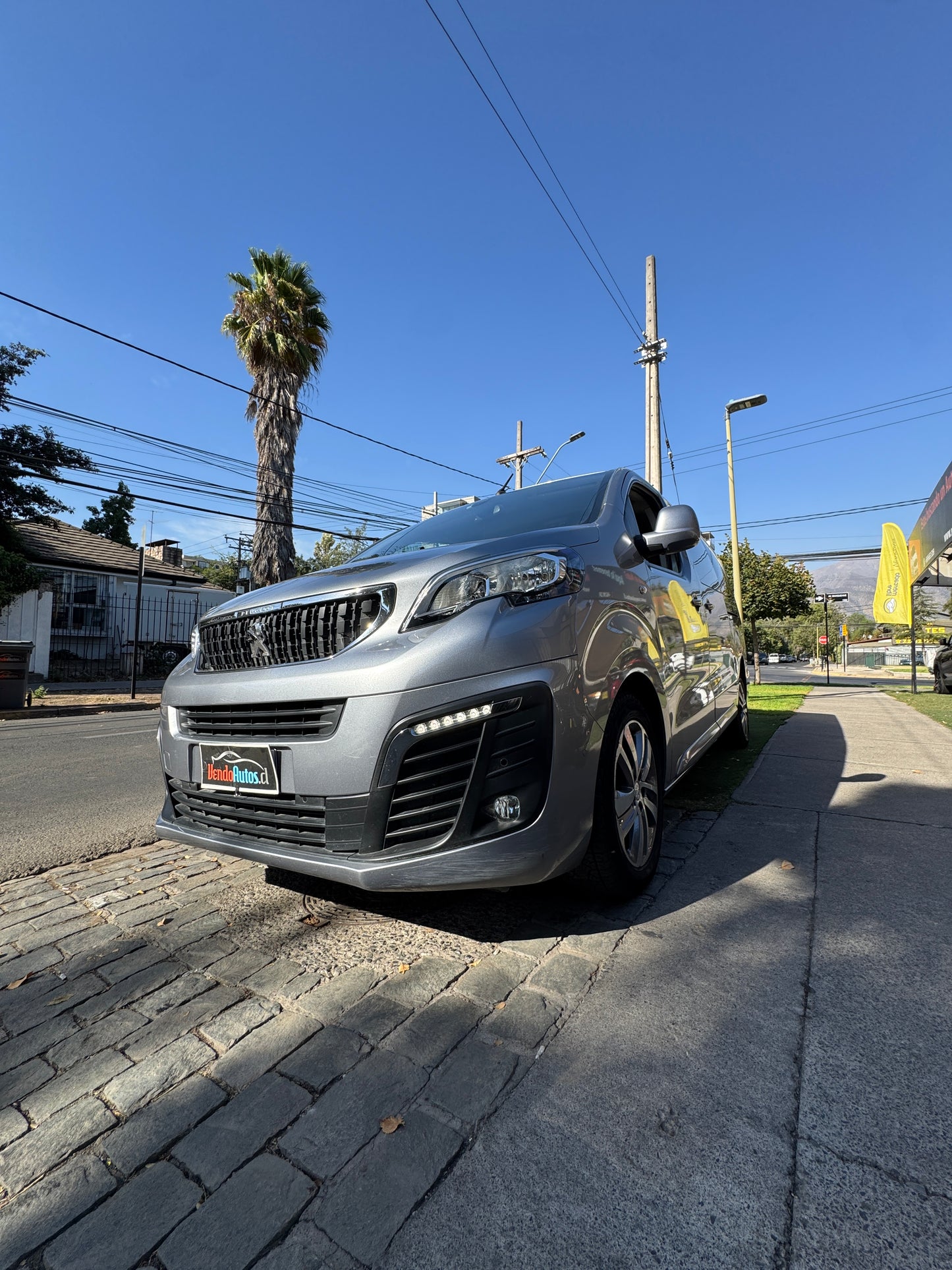 Peugeot Traveller BlueHDi 180 – Año 2021 | Full espacio y comodidad