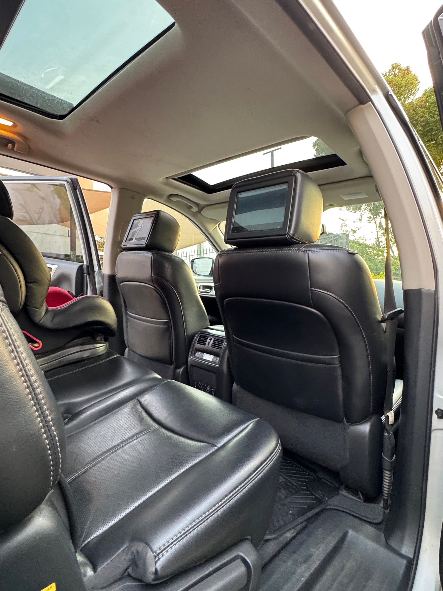 Nissan Pathfinder 3.5 Exclusive 4x4 Automática 2017