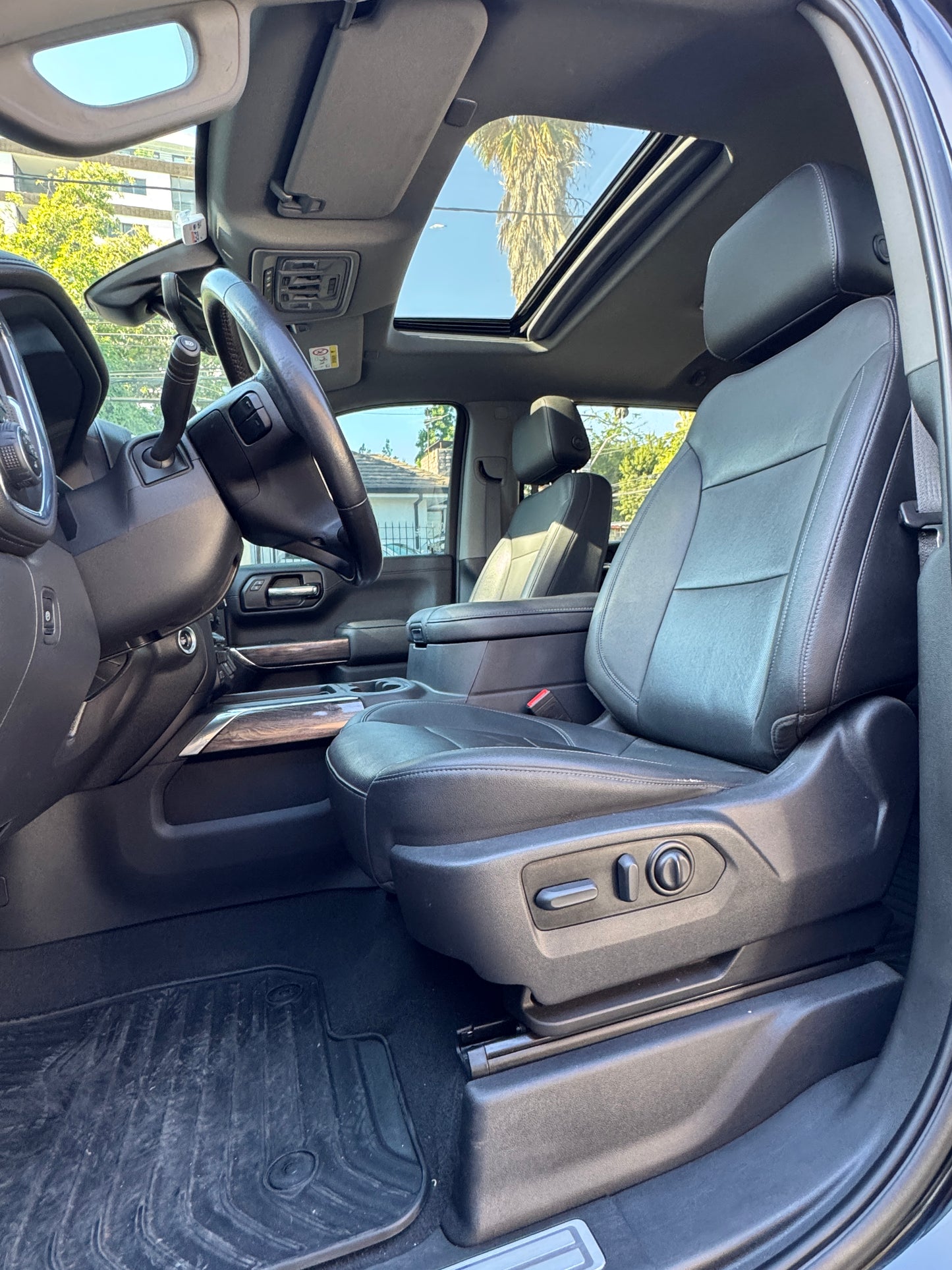 Chevrolet Silverado 2022 – Full Equipo • 85.000 km • Diésel 3.0 • Mantenciones en la marca