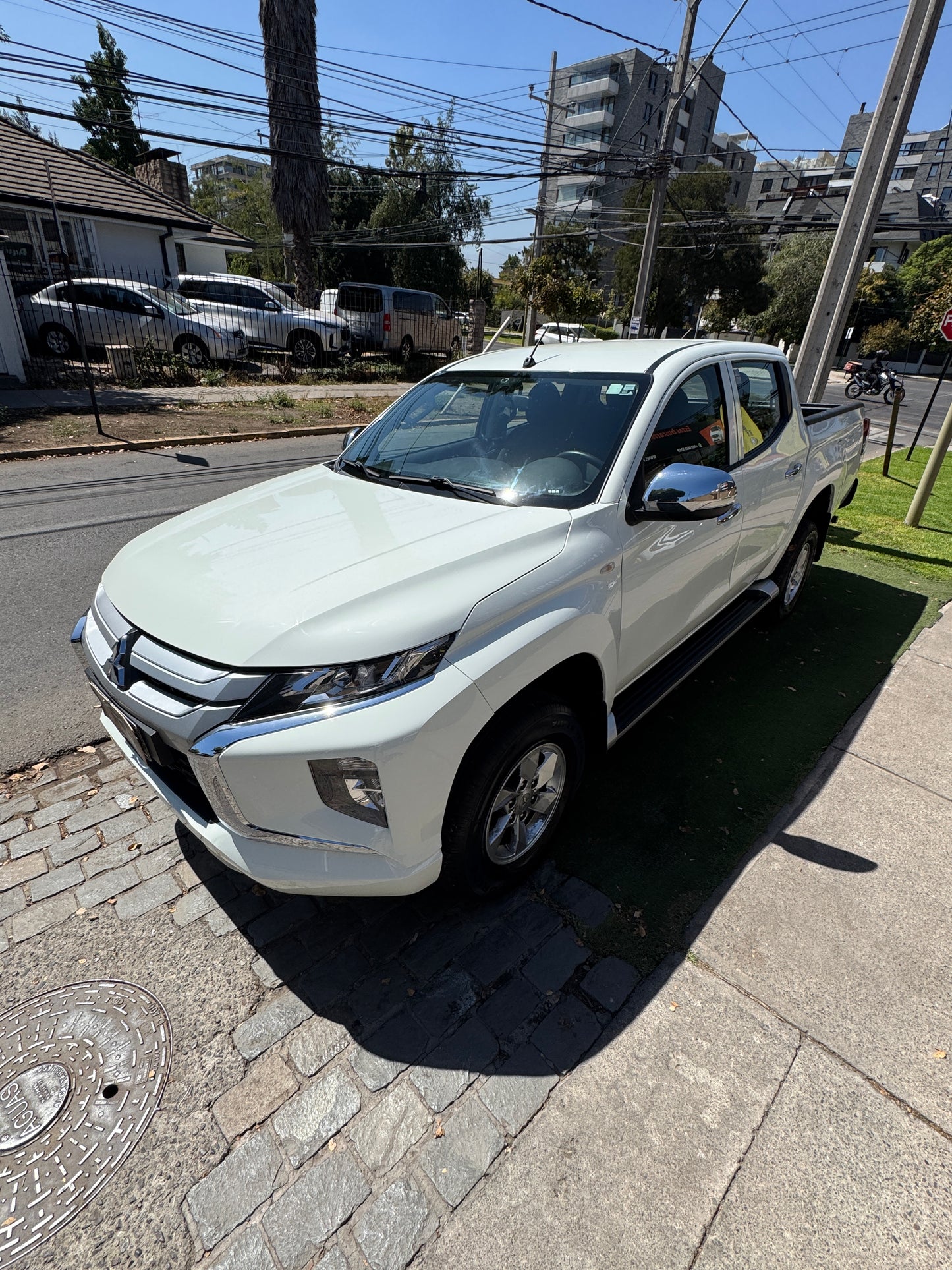 Mitsubishi L200 Katana CR 2.2 Diesel 4x2 – Año 2024 | Full equipo, lista para todo