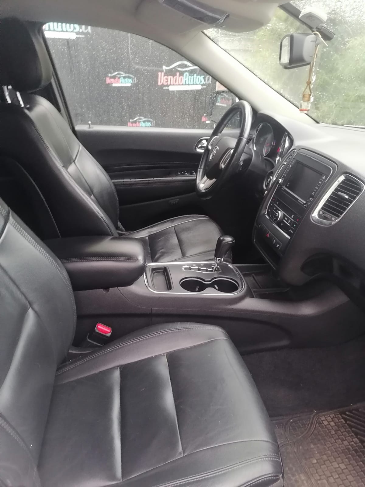 Dodge Durango 3.6 • Año 2014 • Full tamaño y comodidad