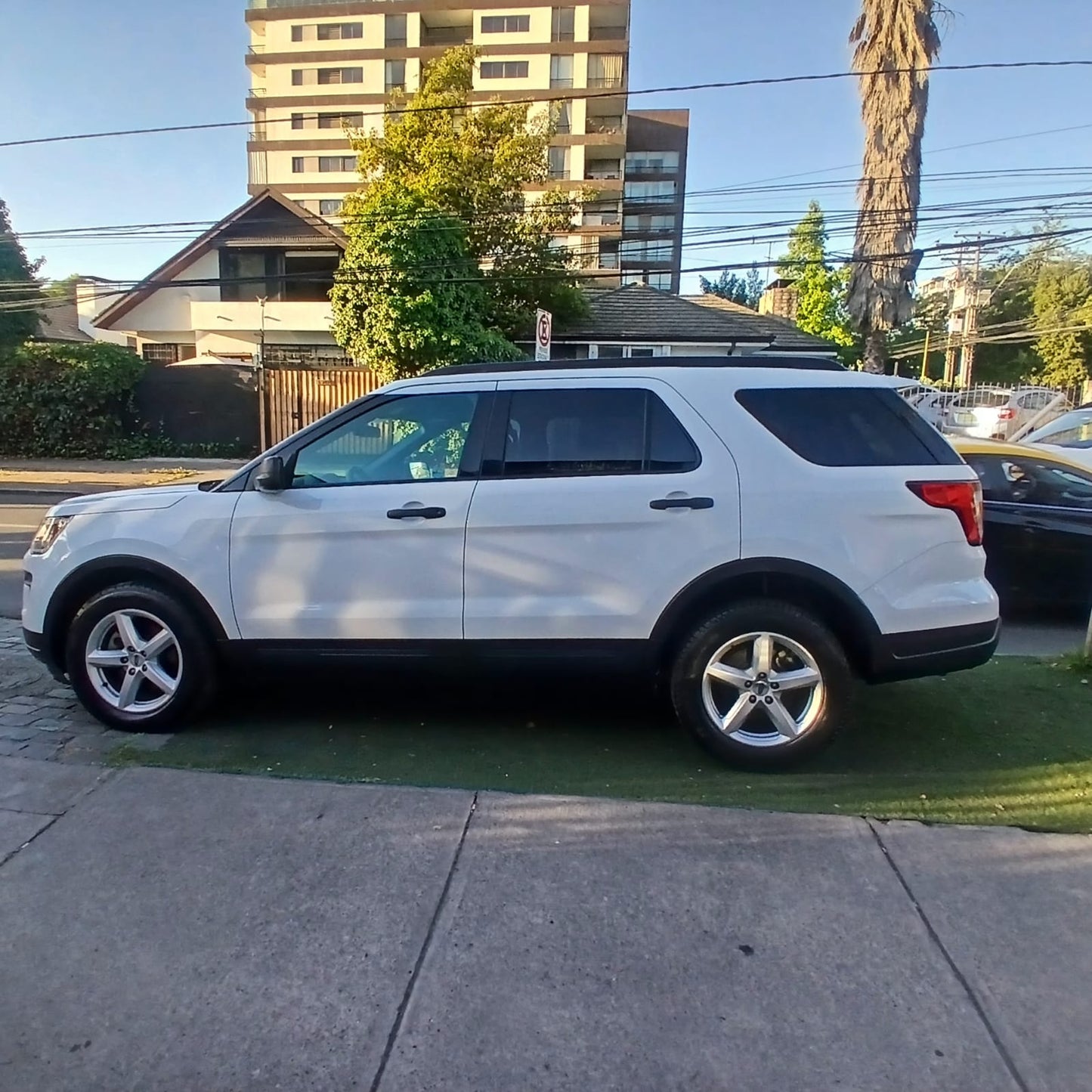Ford Explorer 2.3 EcoBoost – 2019 | Automática | 3 Corridas | Full Equipo