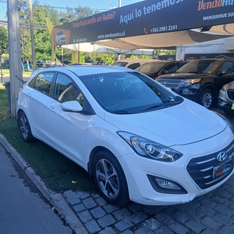 compare product Hyundai i30 1.6 — Año 2016 | Única dueña | Solo 78.000 km