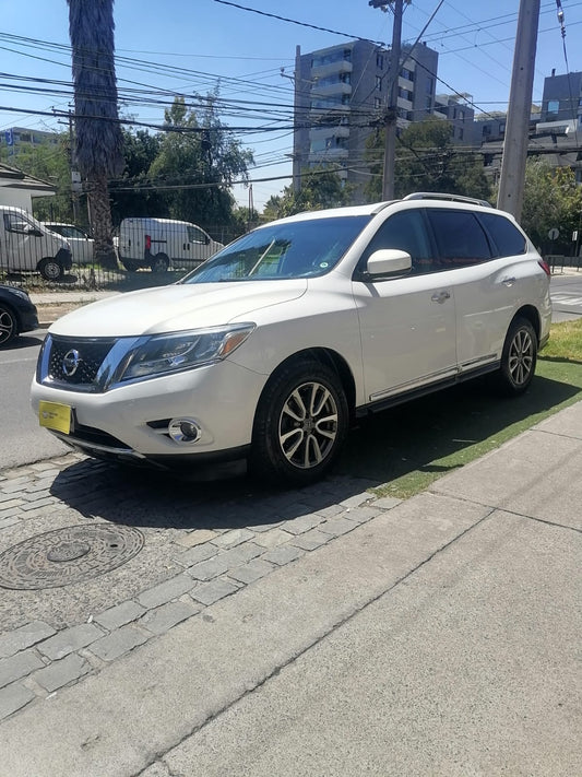 Nissan Pathfinder 2014 – 3.5 V6 – 3 Corridas – 4x4