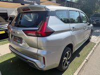 Mitsubishi Xpander 2025 | 3 corridas de asientos