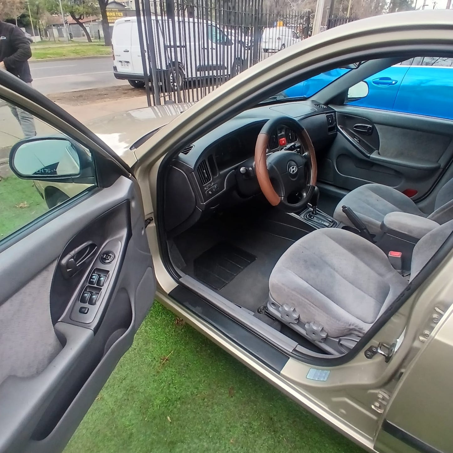 HYUNDAI ELANTRA GLS 1.8 AT 2006 – Comodidad, confiabilidad y excelente relación precio/calidad