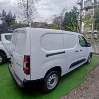 Citroën Berlingo L2 1.5 BlueHDi XL 2026 – ¡Facturable
