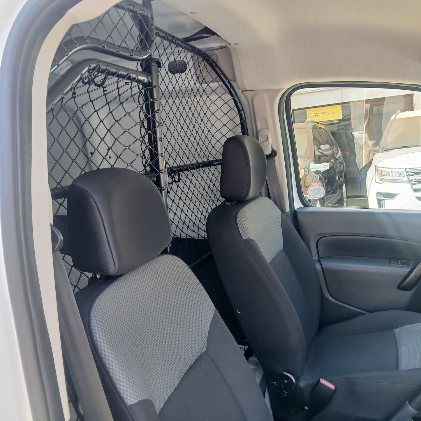 Renault Kangoo E-Tech 100% Eléctrica | 2022 | Solo 2.200 km
