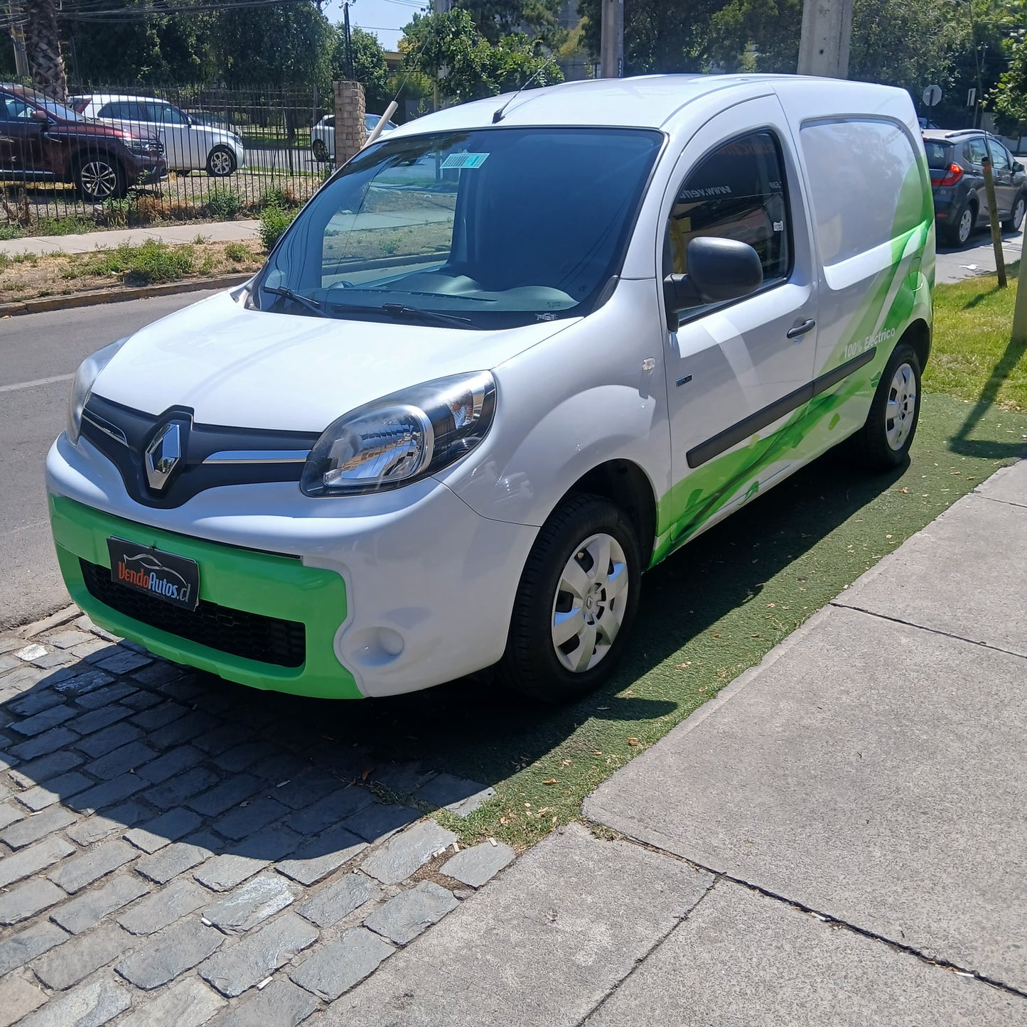 Renault Kangoo E-Tech 100% Eléctrica | 2022 | Solo 2.200 km