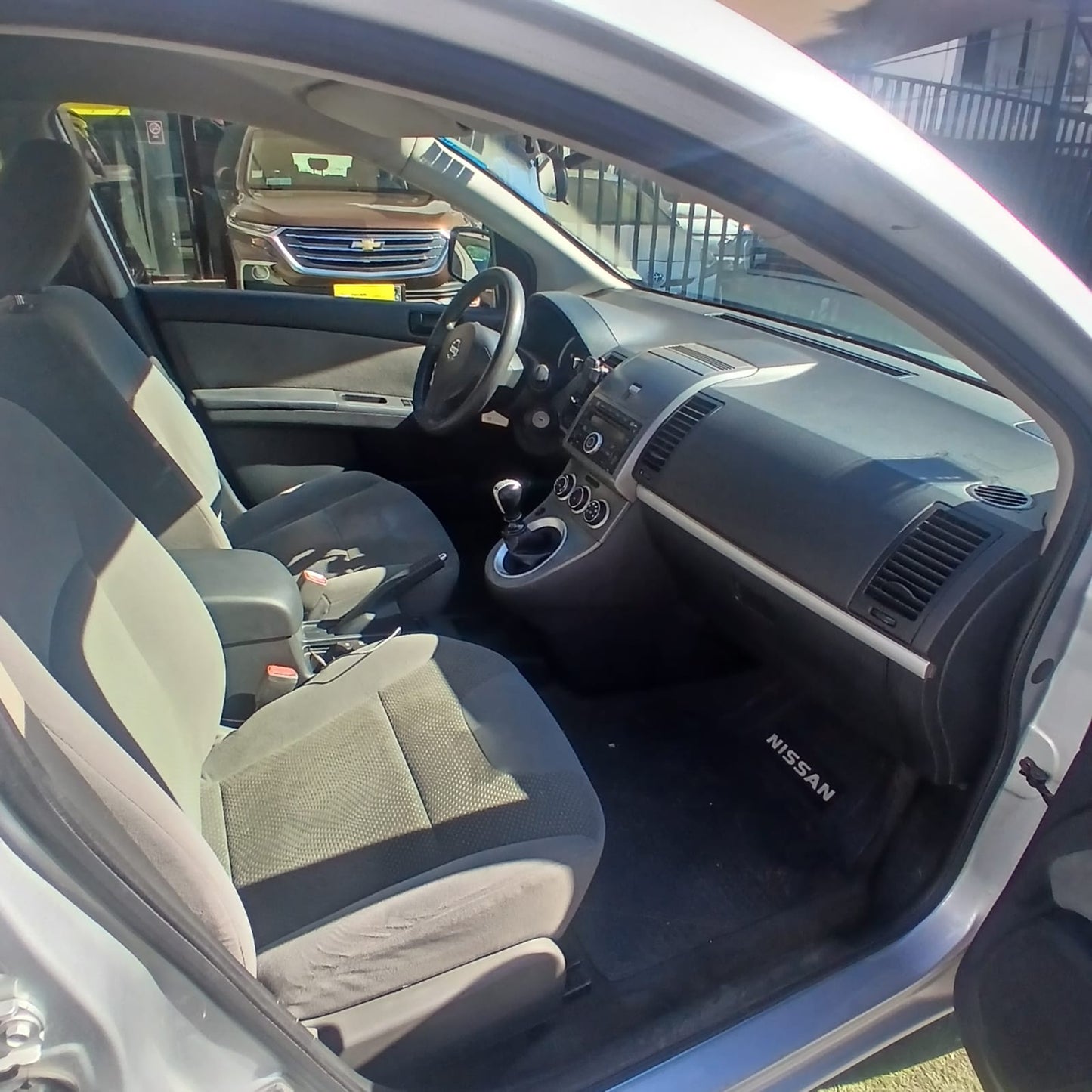 Nissan Sentra 2011 – Manual – Único Dueño – 136.000 km