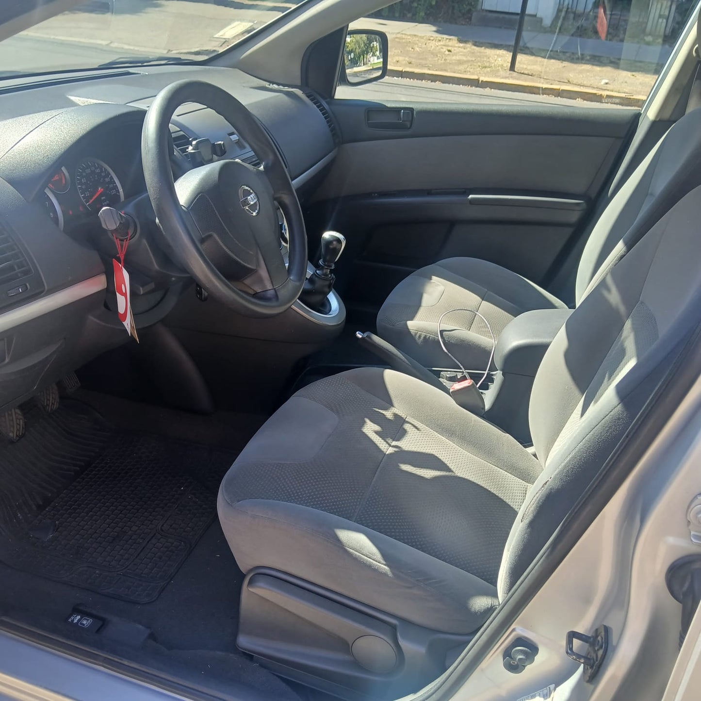 Nissan Sentra 2011 – Manual – Único Dueño – 136.000 km