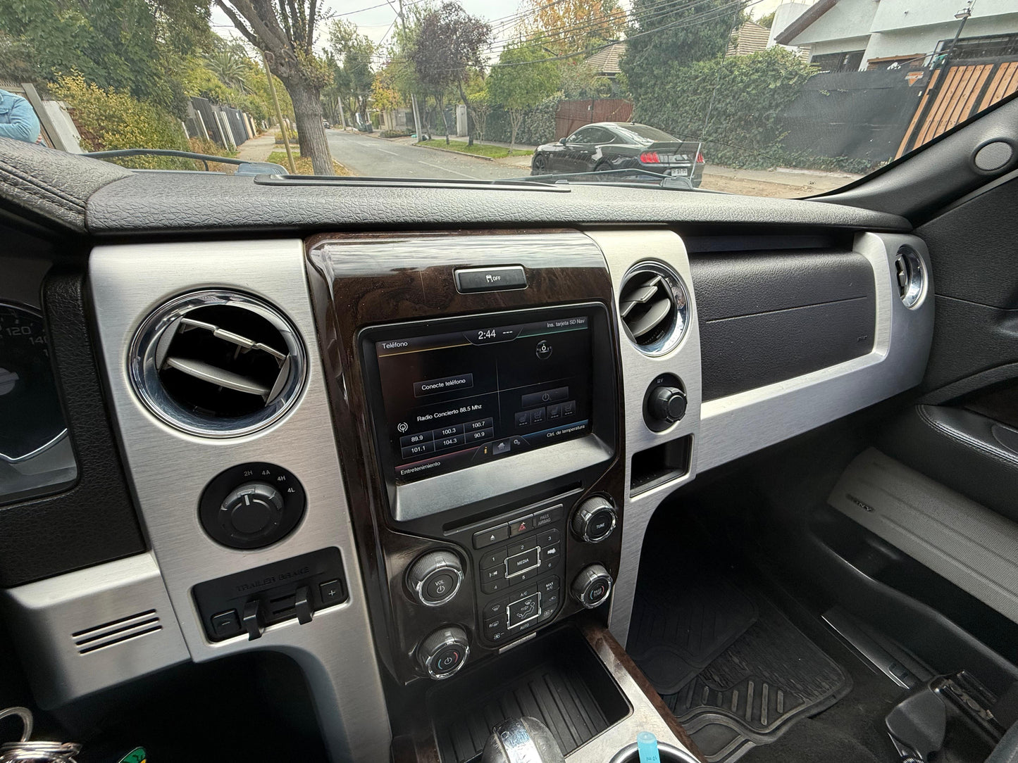 Ford F-150 Platinum 3.5 Turbo 4x4 2014 – Potencia, lujo y presencia en otro nivel