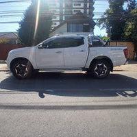 NISSAN NAVARA DCAB XE 2.3 DIÉSEL 2020 – TRABAJO Y ESTILO EN UNA SOLA CAMIONETA