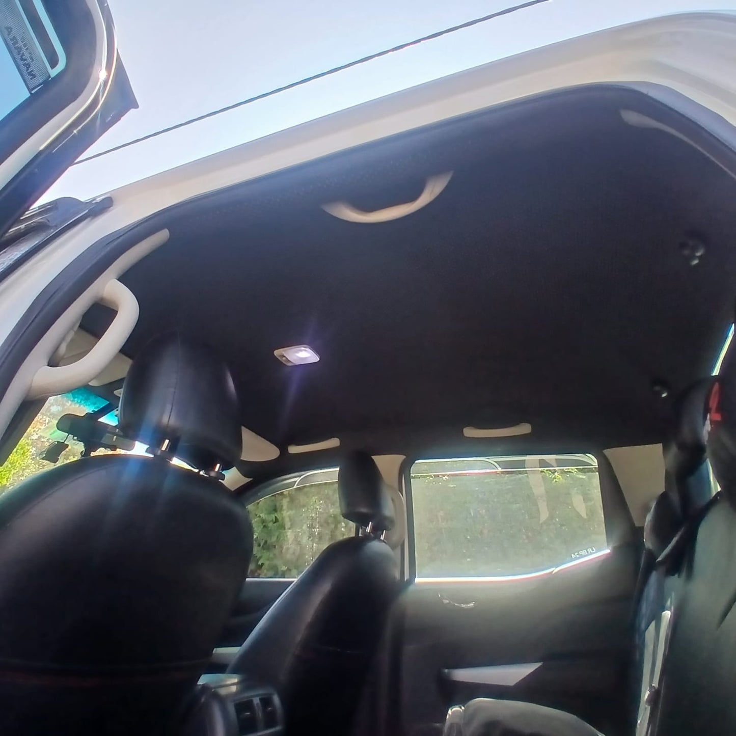 NISSAN NAVARA DCAB XE 2.3 DIÉSEL 2020 – TRABAJO Y ESTILO EN UNA SOLA CAMIONETA